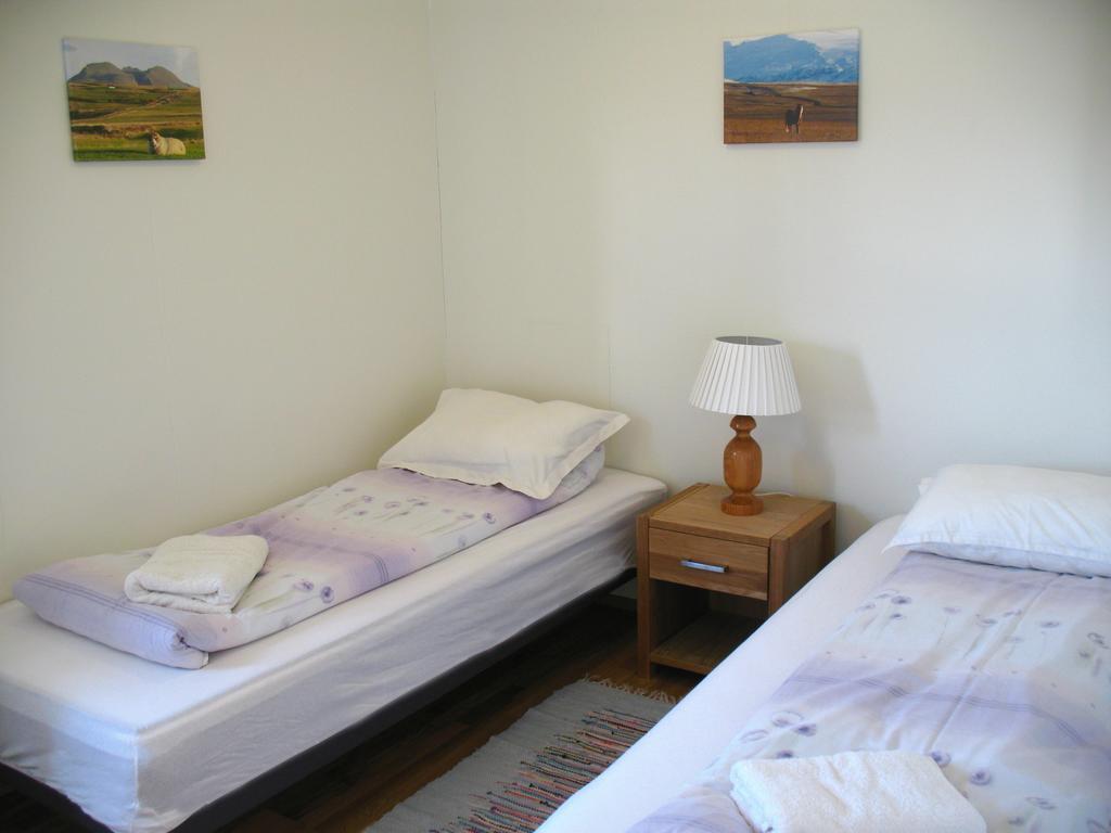 Guesthouse Húsid Hlitharendi Værelse billede