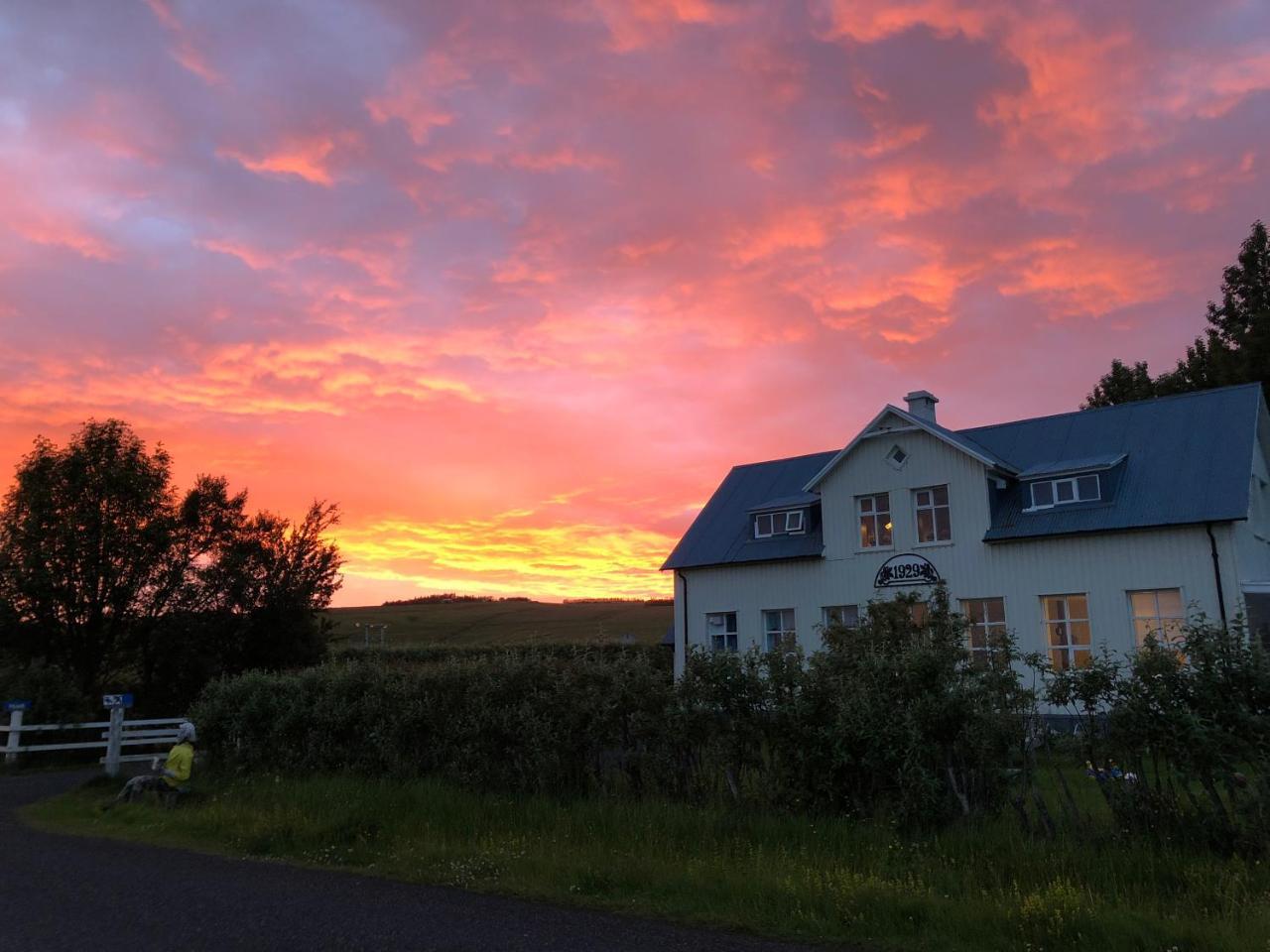 Guesthouse Húsid Hlitharendi Eksteriør billede